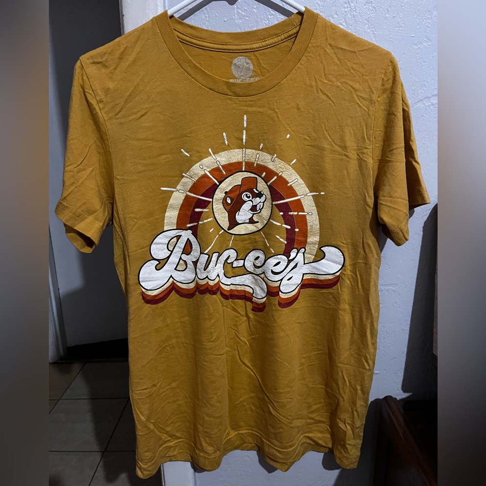 Buc-ee’s Adult Mustard Yellow T-Shirt